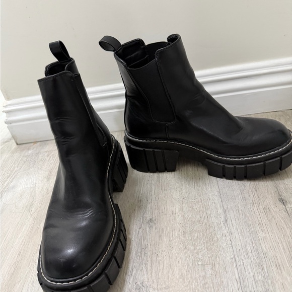 Steve Madden Black Combat Boots - Picture 2 of 2